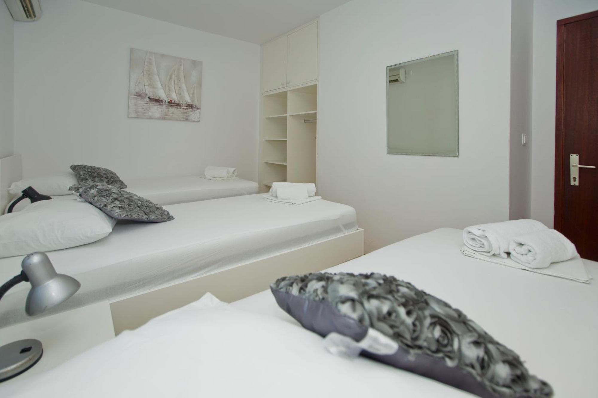 Luka'S Lodge Guesthouse & Hostel هفار المظهر الخارجي الصورة