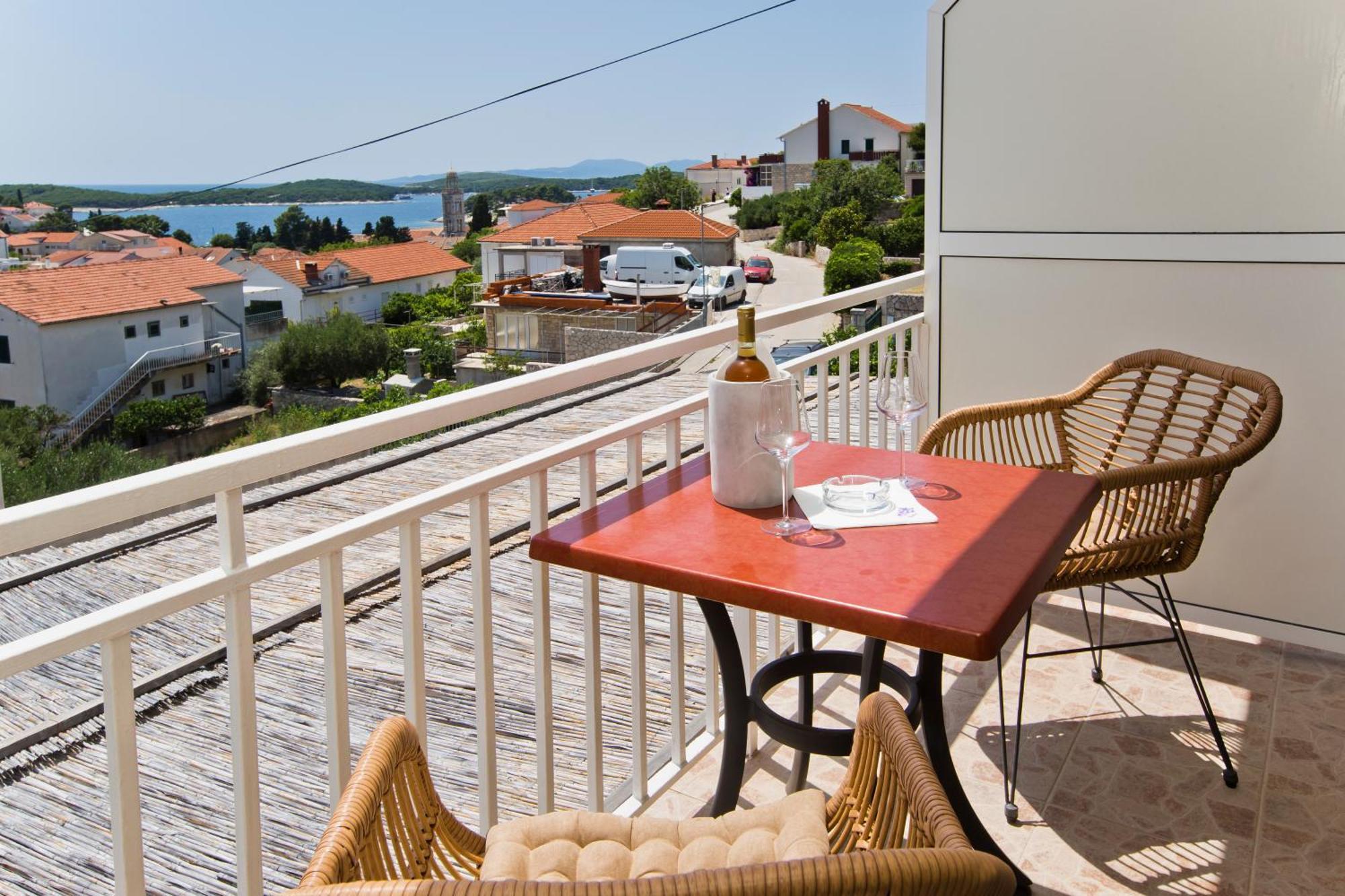 Luka'S Lodge Guesthouse & Hostel هفار المظهر الخارجي الصورة