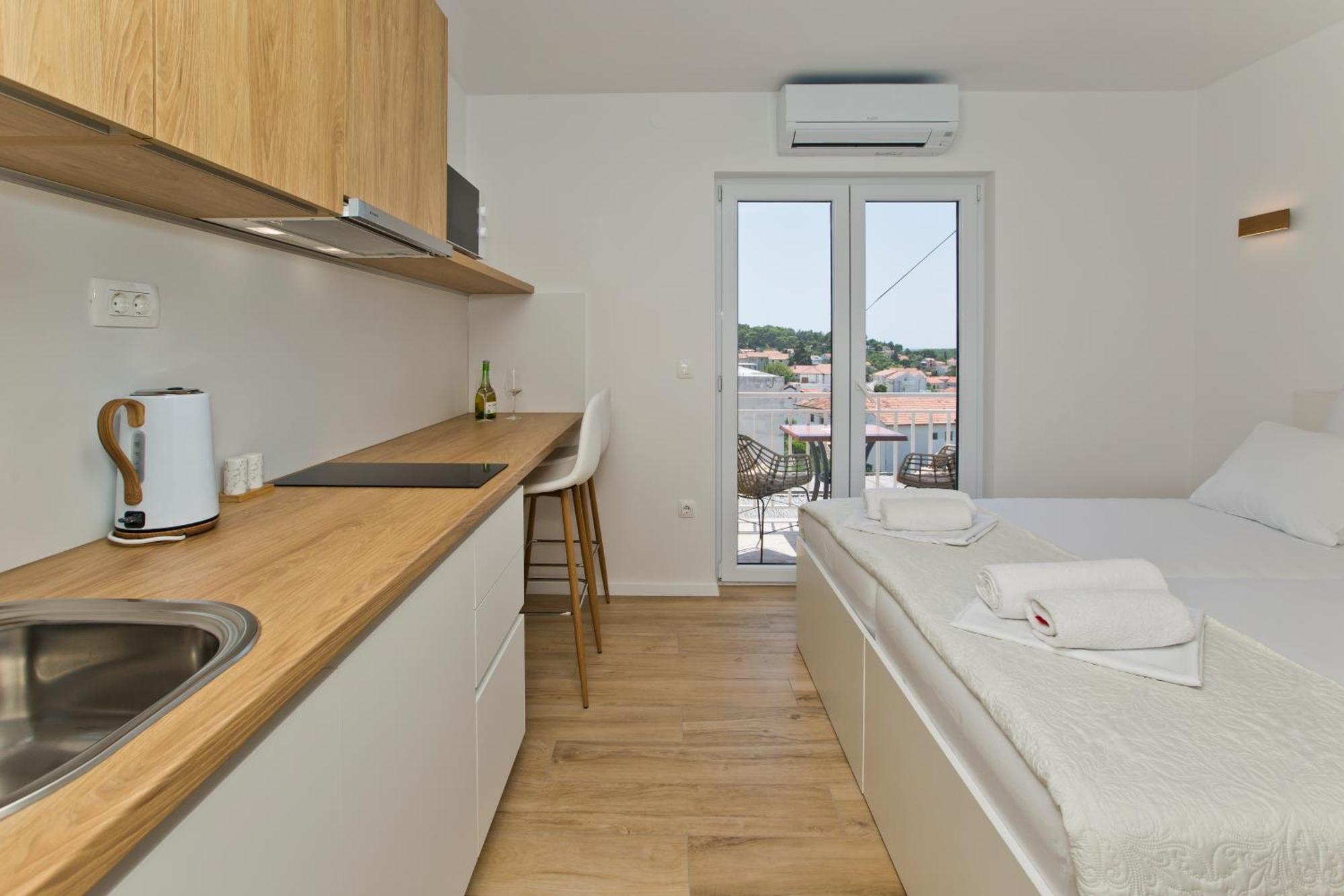 Luka'S Lodge Guesthouse & Hostel هفار المظهر الخارجي الصورة