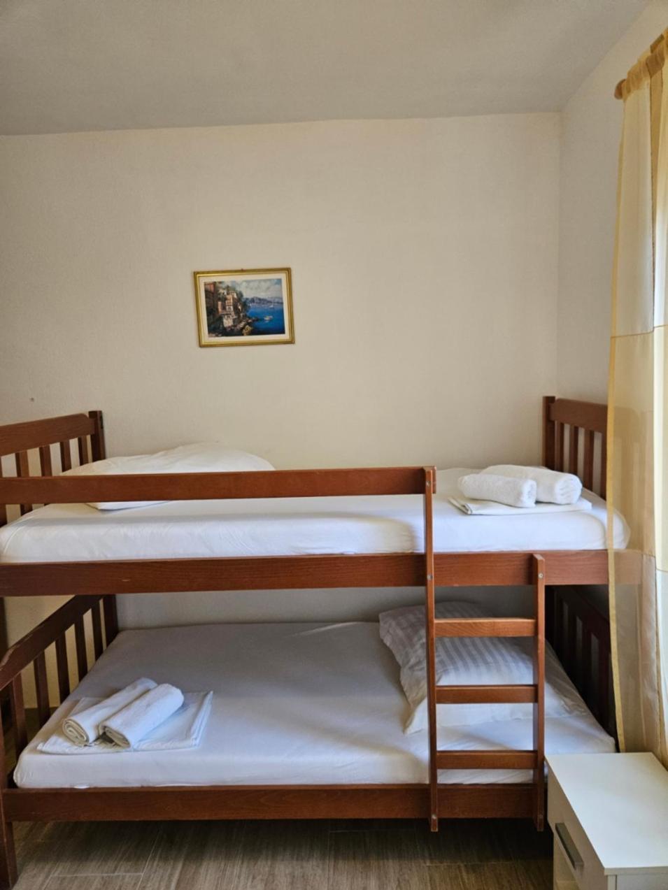 Luka'S Lodge Guesthouse & Hostel هفار المظهر الخارجي الصورة